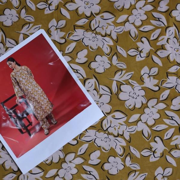 UOG-008 2 Piece Printed Doria Lawn Un-Stitched Suit